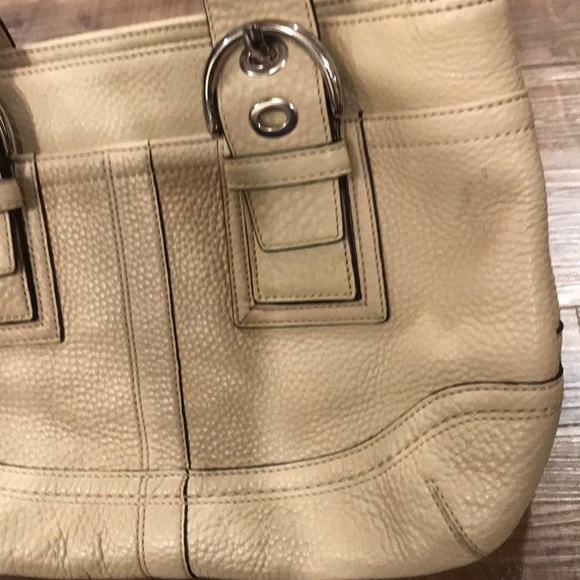 Classic Coach handbag - Picture 4 of 5